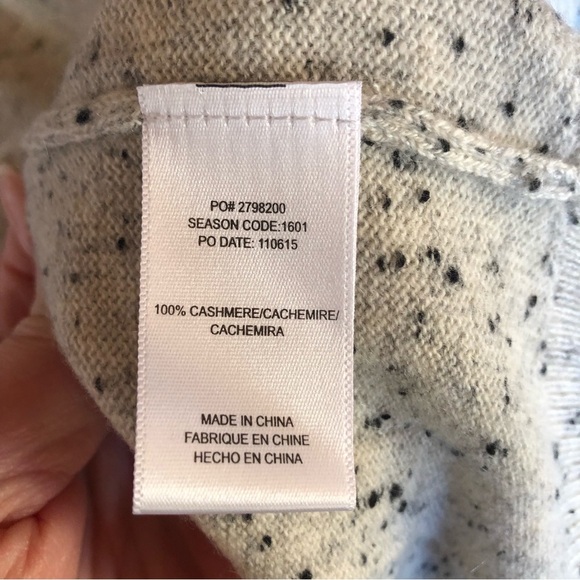 NWOT Splendid Cashmere turtleneck salt and pepper heathered oversize size XS - Picture 6 of 11